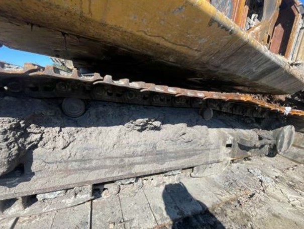 2017 Caterpillar 320F Excavator - Image 20