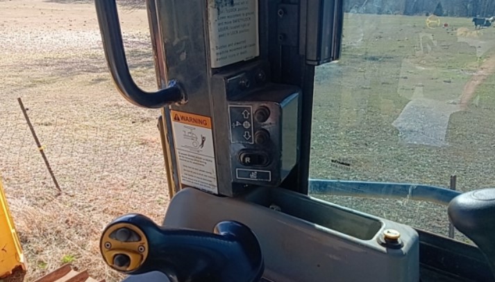 2017 Komatsu D61EXI Dozer - Image 12