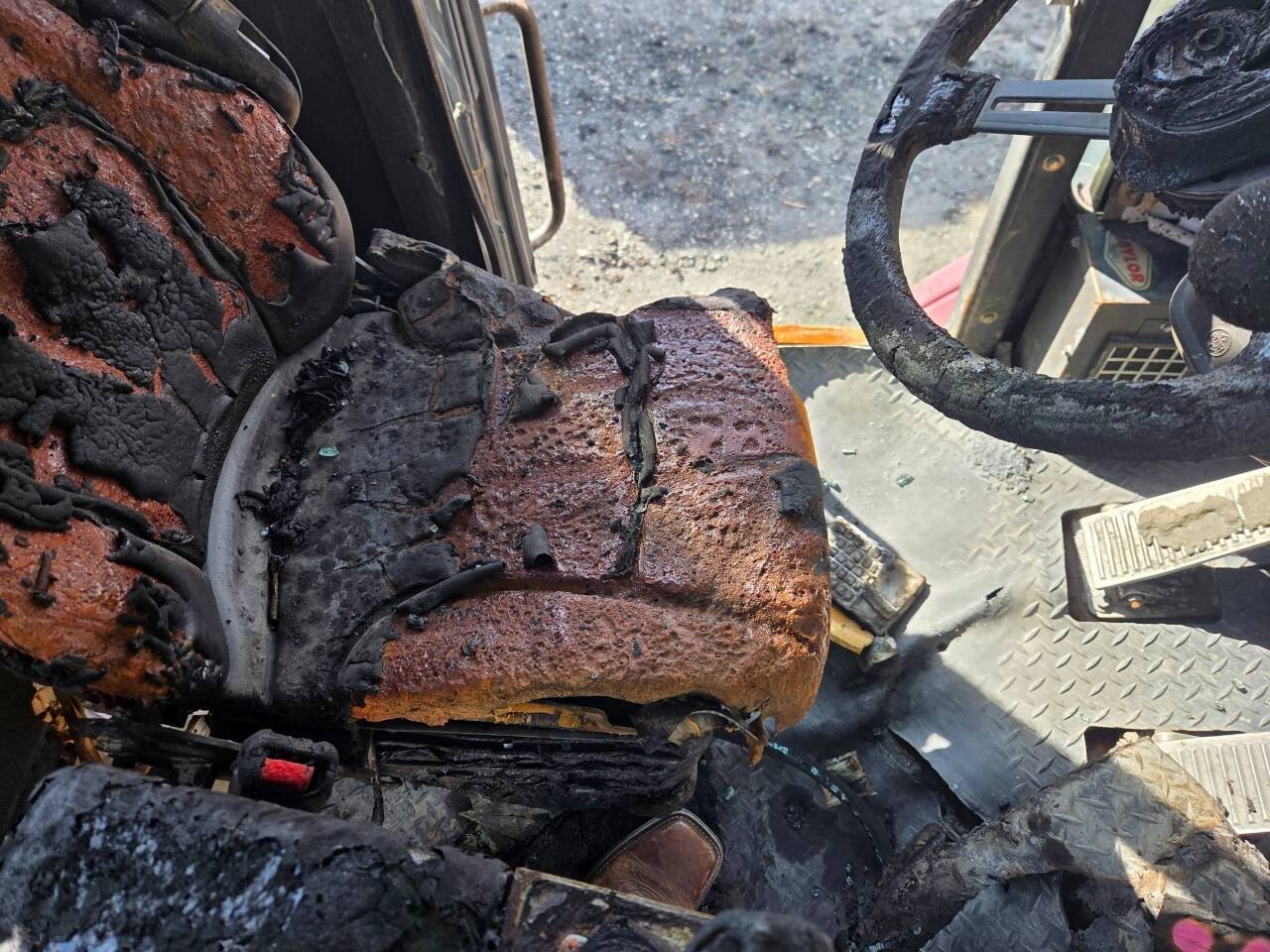 2017 Taylor R-14 280S Lift - Image 2