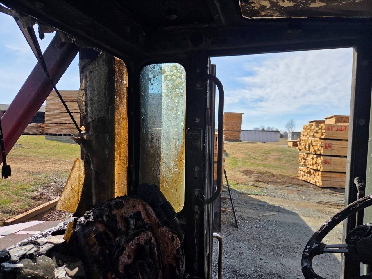 2017 Taylor R-14 280S Lift - Image 13