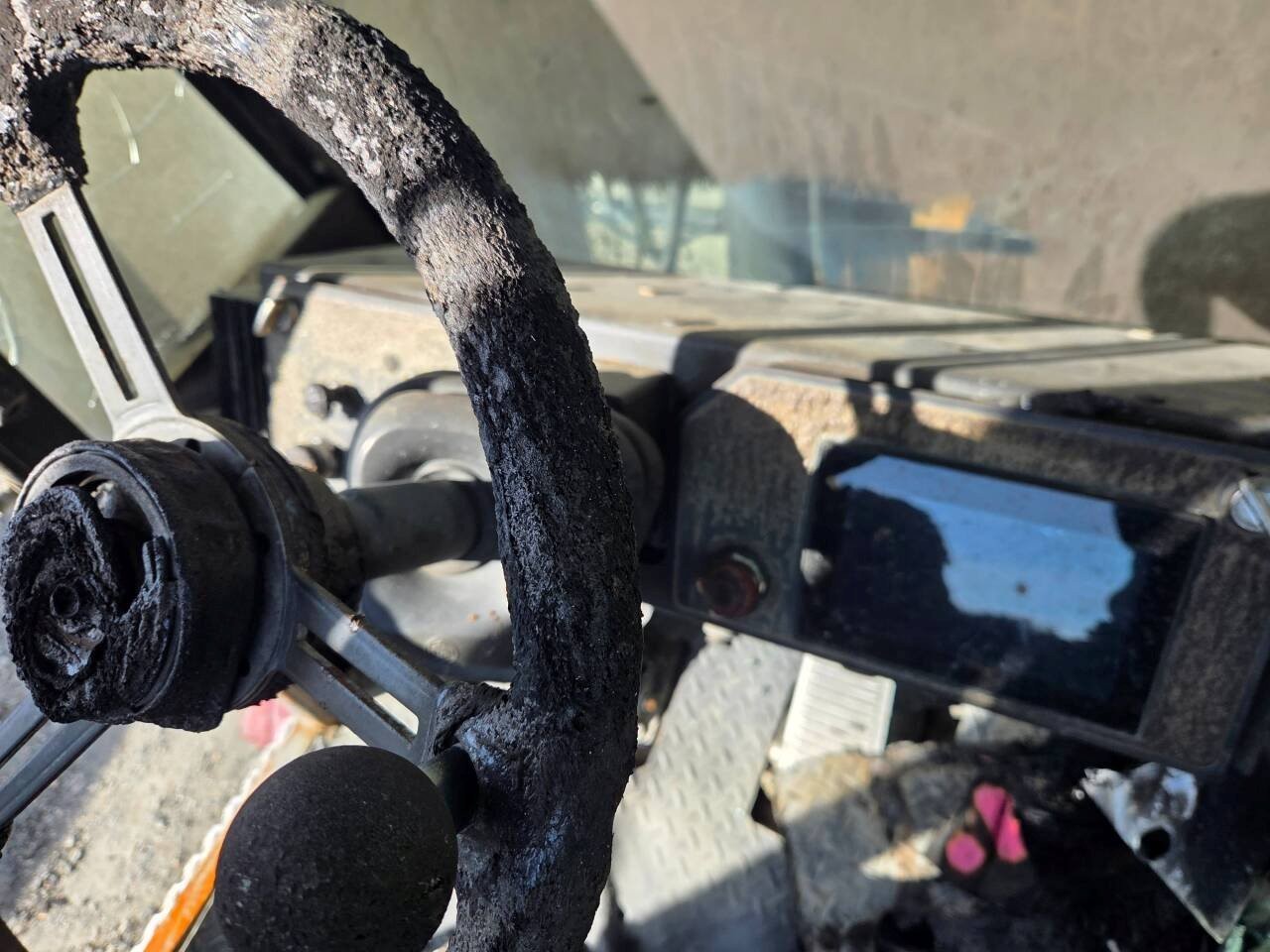 2017 Taylor R-14 280S Lift - Image 3