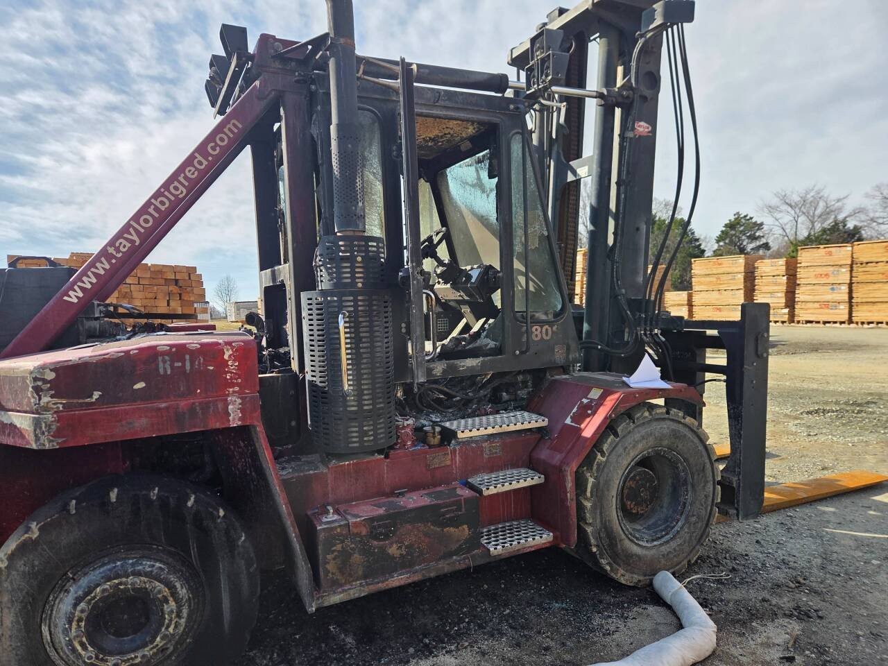 2017 Taylor R-14 280S Lift - Image 25