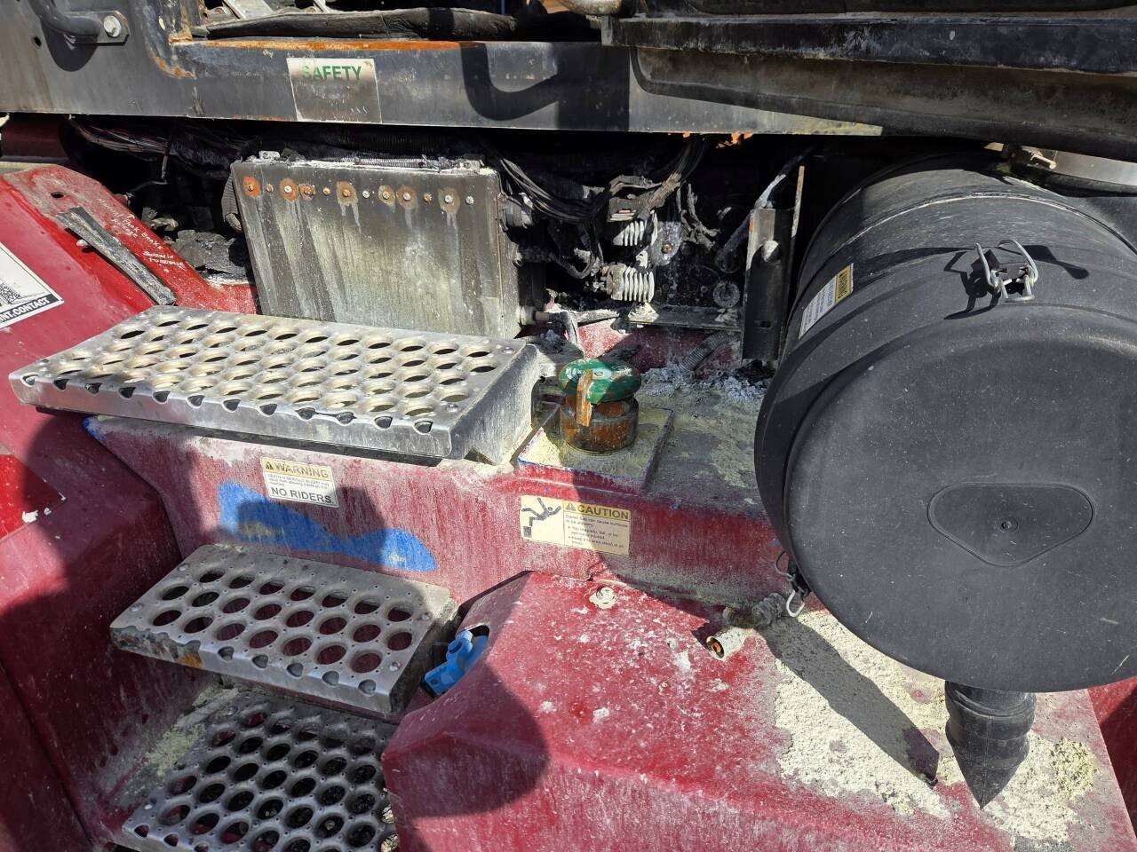 2017 Taylor R-14 280S Lift - Image 43