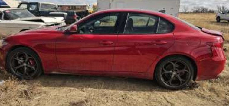 2018 Alfa Romeo Giulia - Image 5