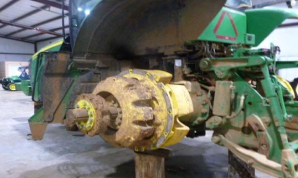 2018 John Deere 8370R Tractor - Image 10