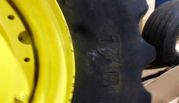 2018 John Deere 8370R Tractor - Image 19