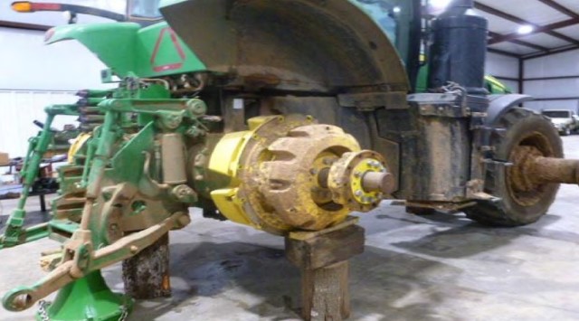 2018 John Deere 8370R Tractor - Image 2