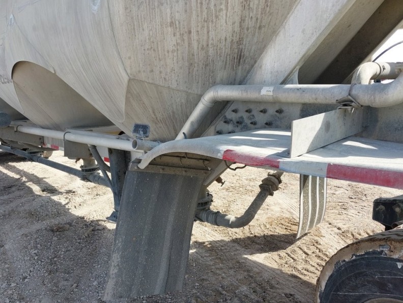 2018 Southern Welding Tank Trailer - Image 18