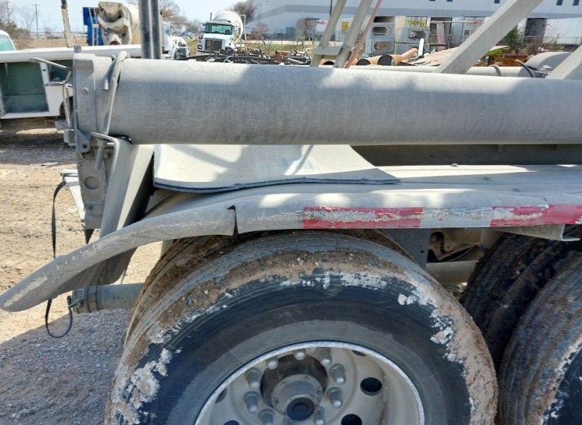 2018 Southern Welding Tank Trailer - Image 2