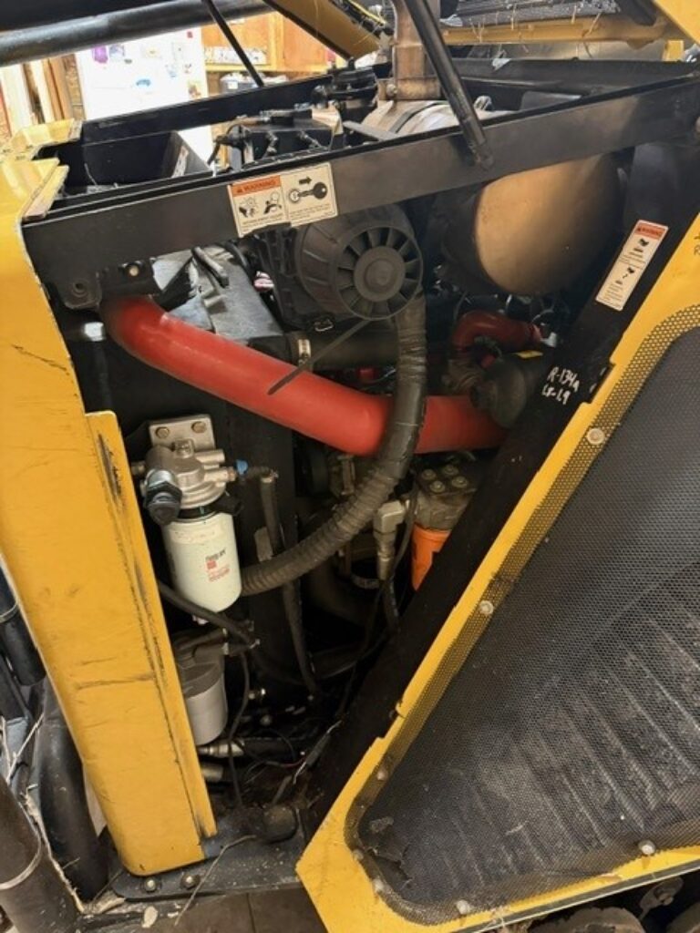 [Auction]: 2019 ASV RT75 Skid Steer | est 277 engine hours miles ...