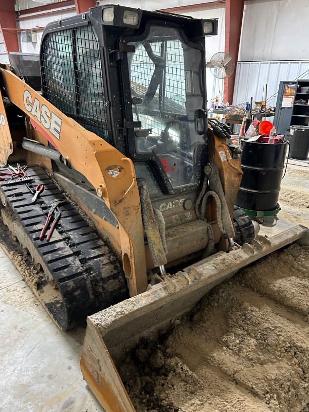 2019 Case TR340 Compact Track Loader - Image 3