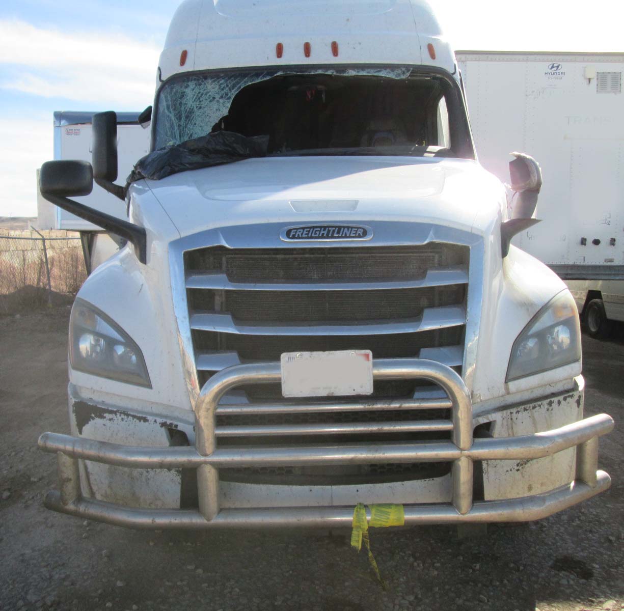 2019 Freightliner Cascadia - Image 12