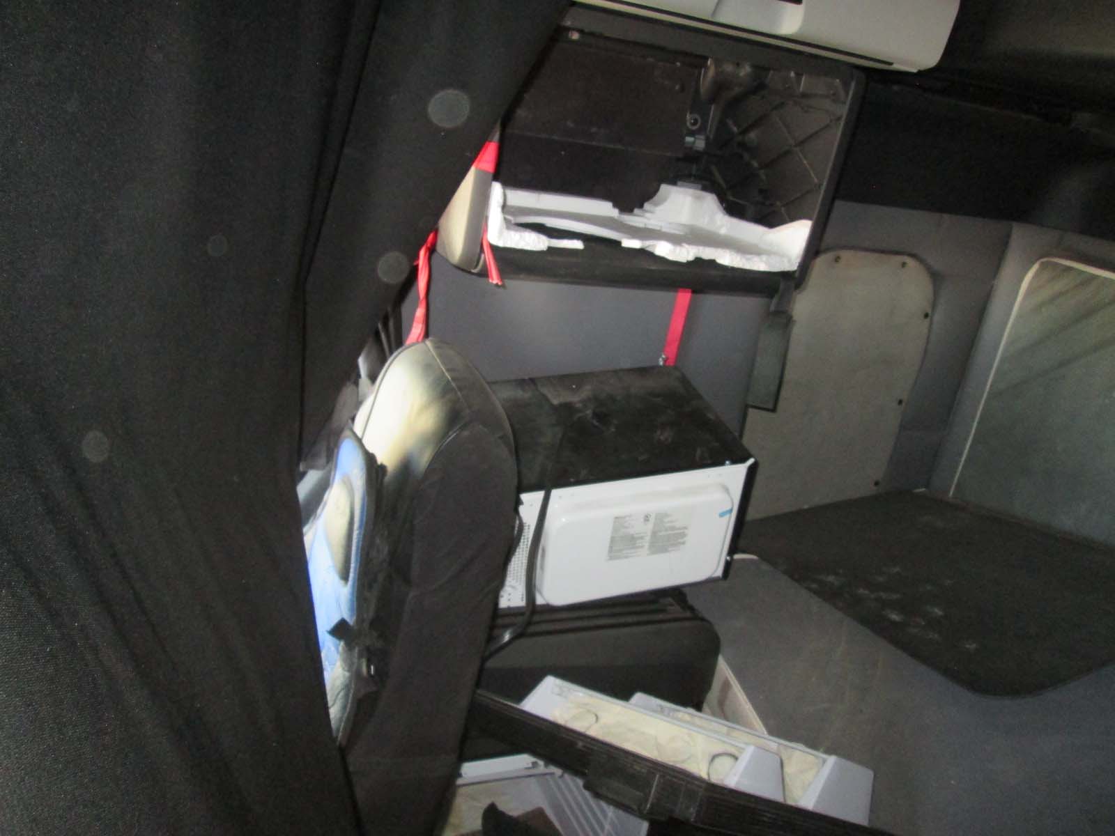 2019 Freightliner Cascadia - Image 6