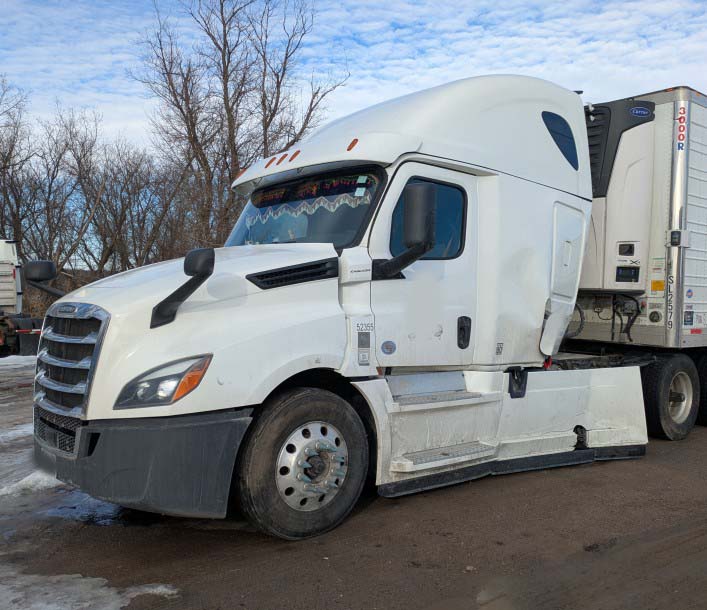 2020 Freightliner Cascadia - Image 4