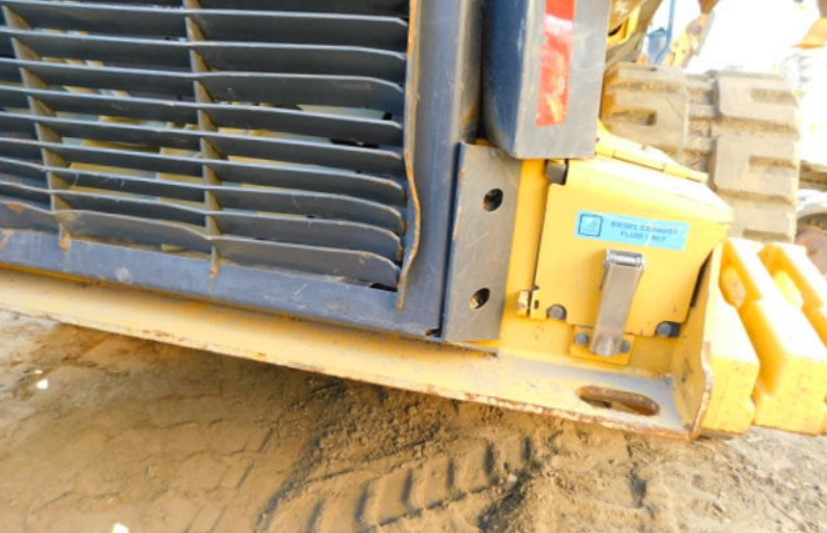 2020 John Deere 333G Skid Steer - Image 8