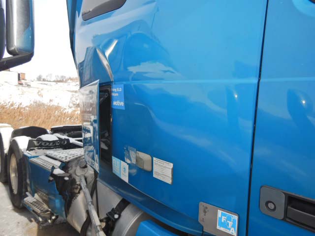 2020 Volvo VNL670 - Image 11