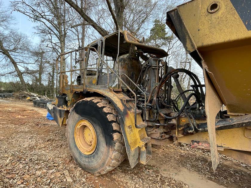 2021 Caterpillar 745 Articulated Haul Truck - Image 2