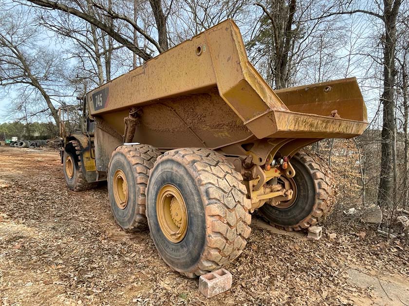 2021 Caterpillar 745 Articulated Haul Truck - Image 5