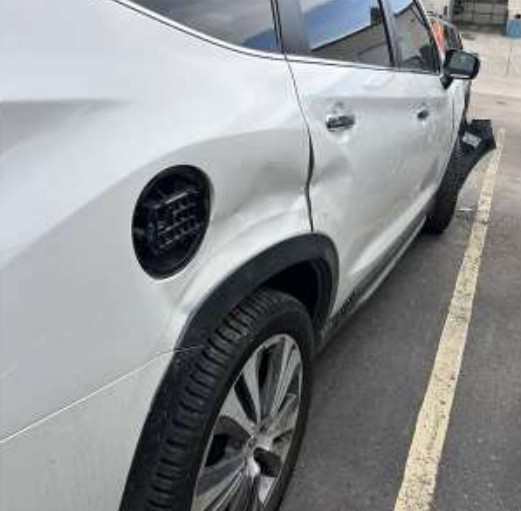 2021 Subaru Ascent Touring - Image 13