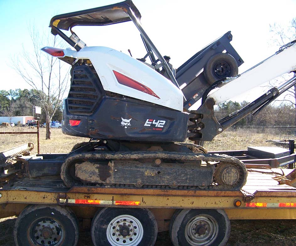 2022 Bobcat E42 Excavator - Image 7