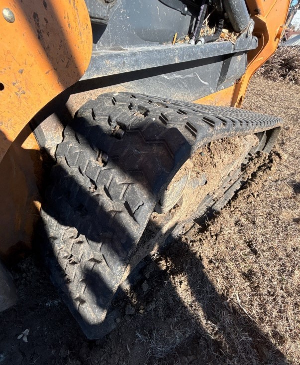 2022 Case TV370B Compact Track Loader - Image 6