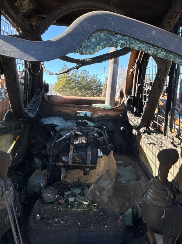 2022 Case TV370B Compact Track Loader - Image 9