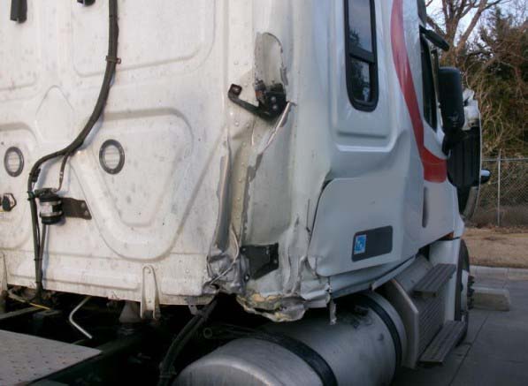 2022 Freightliner Cascadia - Image 23