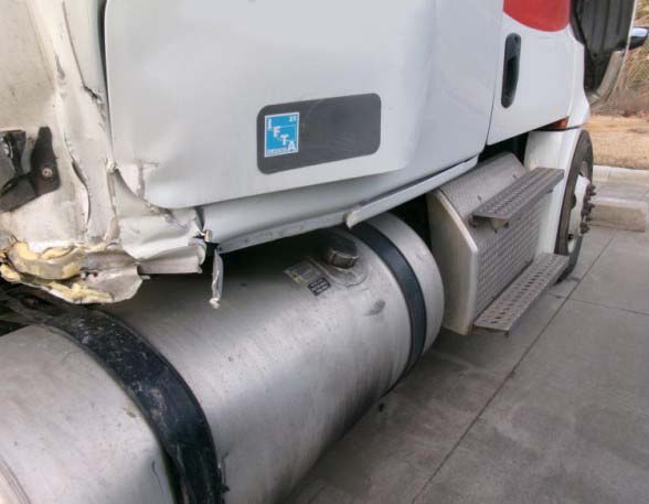 2022 Freightliner Cascadia - Image 25