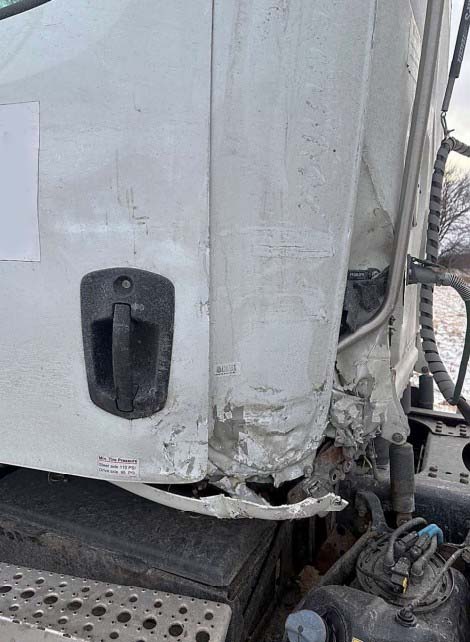 2022 Freightliner New Cascadia - Image 3