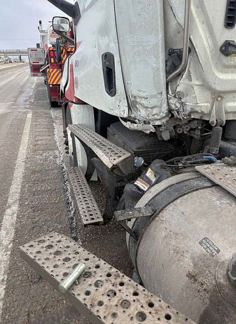 2022 Freightliner New Cascadia - Image 4