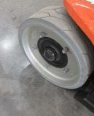 2022 JLG 26E Mast Boom Lift - Image 12