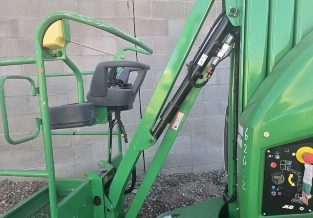 2022 JLG 26E Mast Boom Lift - Image 9