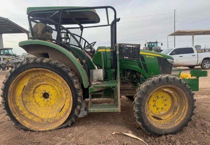 2022 John Deere 5075M Tractor - Image 3