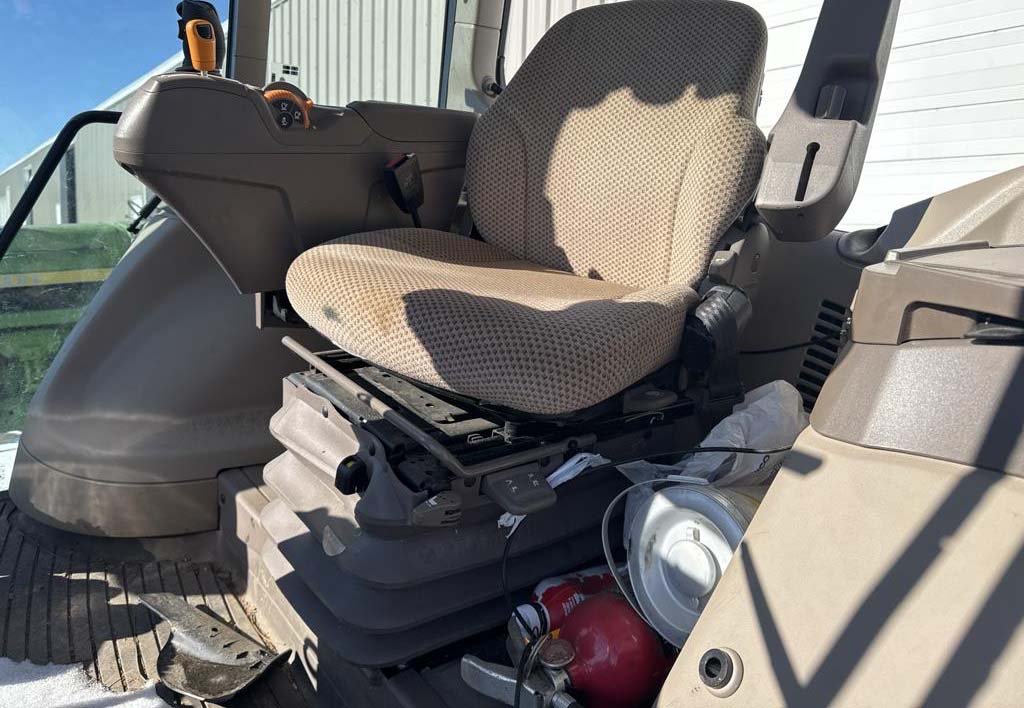 2022 John Deere 6140M Tractor - Image 11