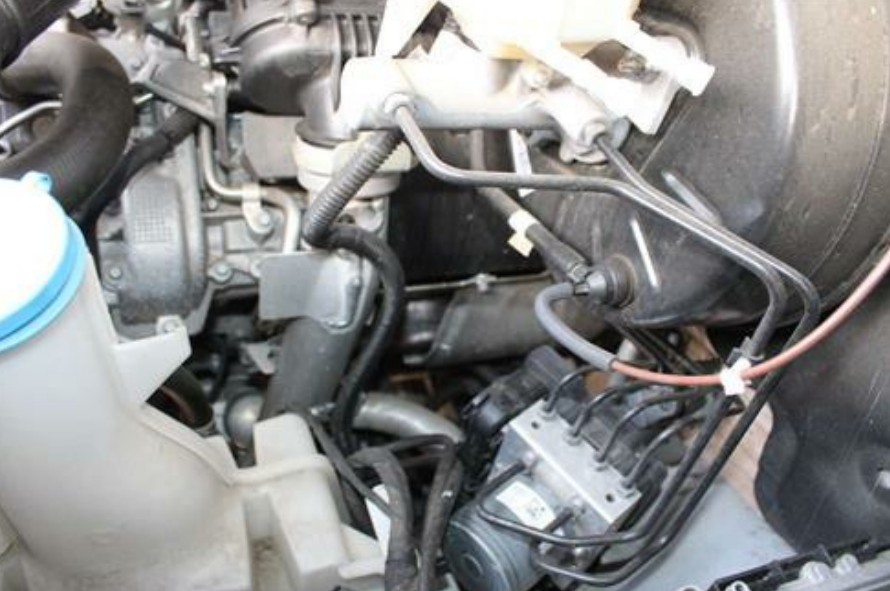 2022 Mercedes-Benz Sprinter Passenger Van - Image 17