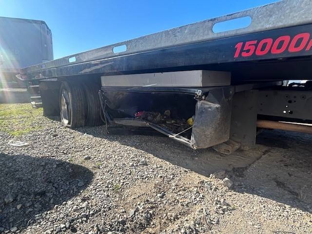 2023 Ford F550 Rollback - Image 10