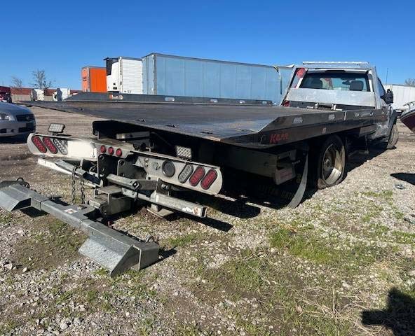 2023 Ford F550 Rollback - Image 20