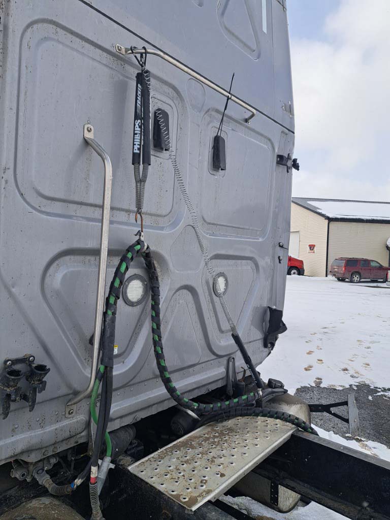 2023 Freightliner Cascadia - Image 26