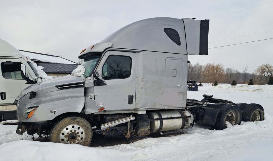 2023 Freightliner Cascadia - Image 7