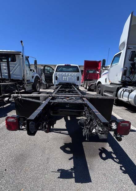 2023 International CV 515 - Image 12