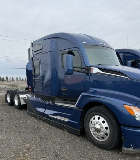 2023 Kenworth T680 - Image 12