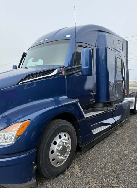 2023 Kenworth T680 - Image 14