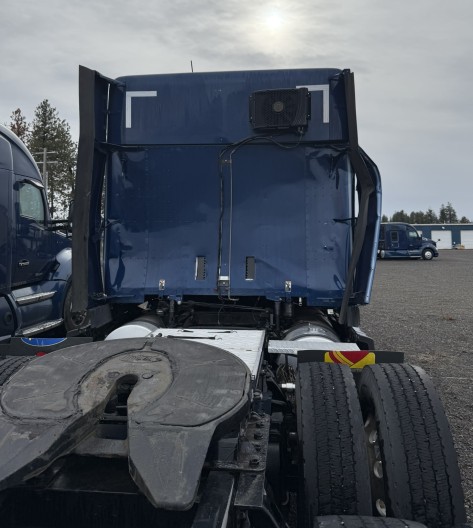 2023 Kenworth T680 - Image 7