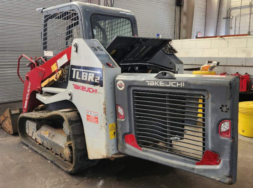 2023 Takeuchi TL8R-2 Compact Track Loader - Image 2