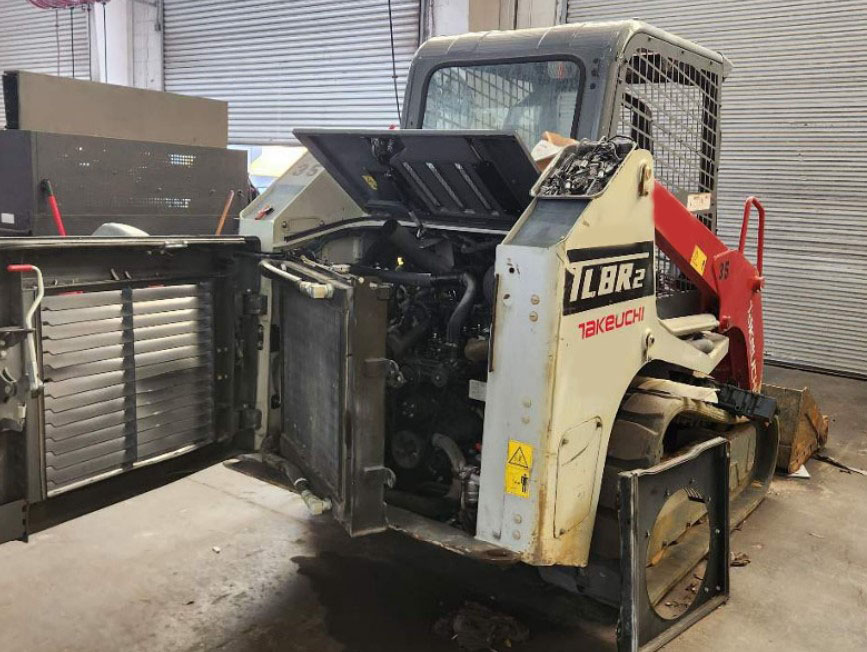 2023 Takeuchi TL8R-2 Compact Track Loader - Image 3