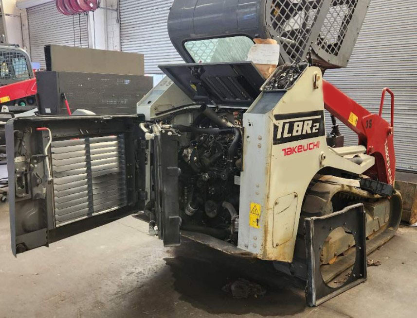 2023 Takeuchi TL8R-2 Compact Track Loader - Image 9