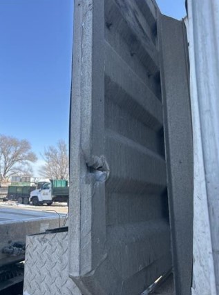 2023 Volvo VNL - Image 22