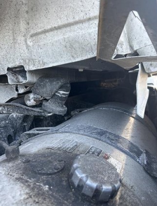 2023 Volvo VNL - Image 25