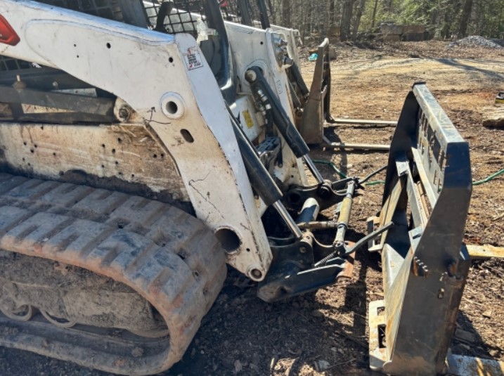 2024 Bobcat T740 Skid Steer - Image 7