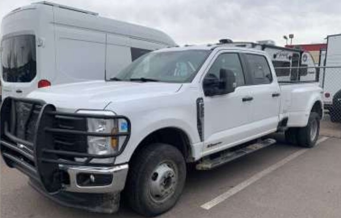 2024 Ford F-350 Dually - Image 10